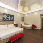 Vittoria بومبيي