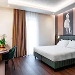 فندق Vittoria 4*
