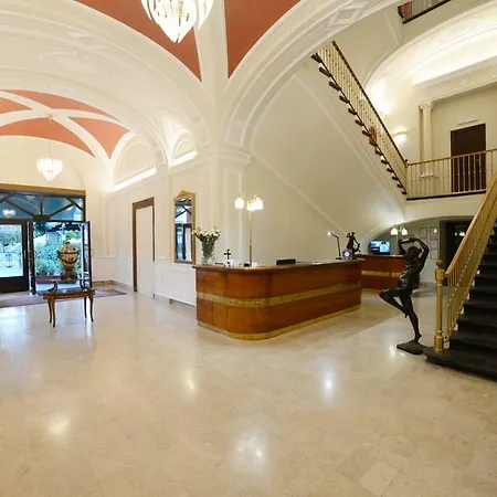 Hotel Vittoria 4*