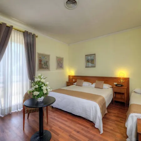 Vittoria Hotel 4*